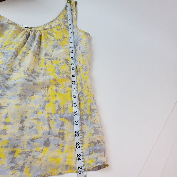 CAbi | 100% Silk Sleeveless Marbled Womens Small Tank Top - Picture 5 of 8
